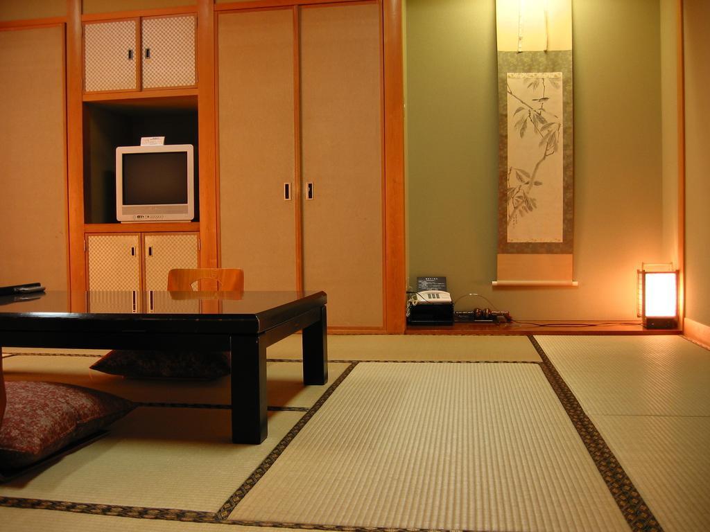 Tomiya Hotel Shin'onsen Phòng bức ảnh